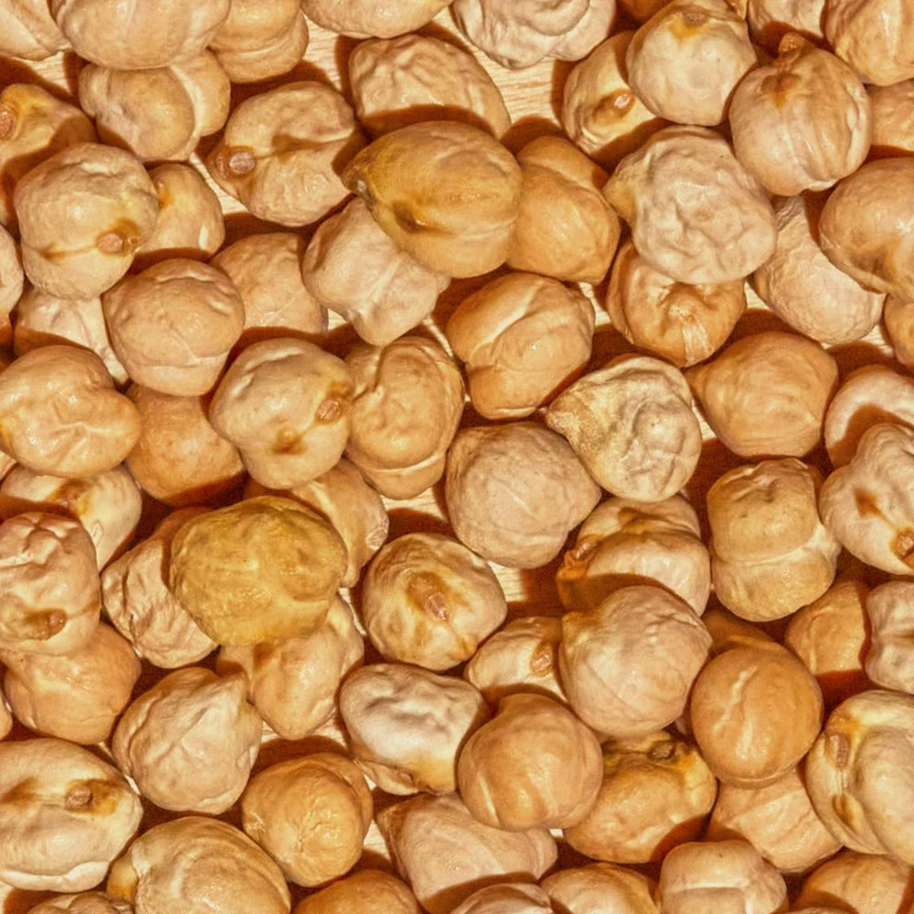 Nutrition panel for SIMPLi chickpeas highlighting fiber and protein.