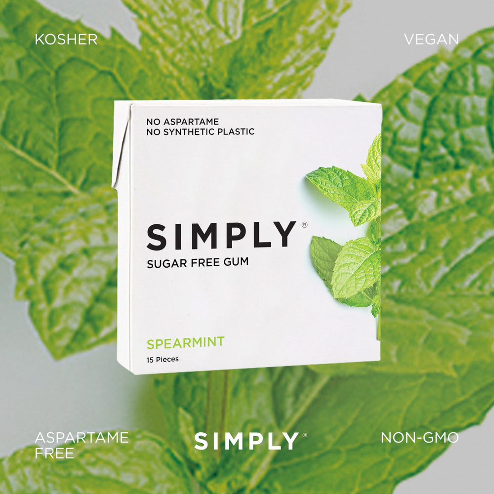 SIMPLY Gum plant-based oils deliver a clean, natural spearmint flavor.