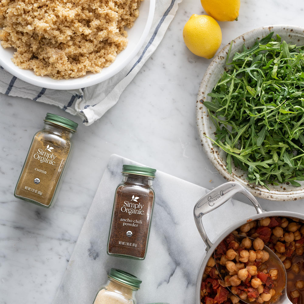 Simply Organic cumin powder image shows versatile use in curries and chili.