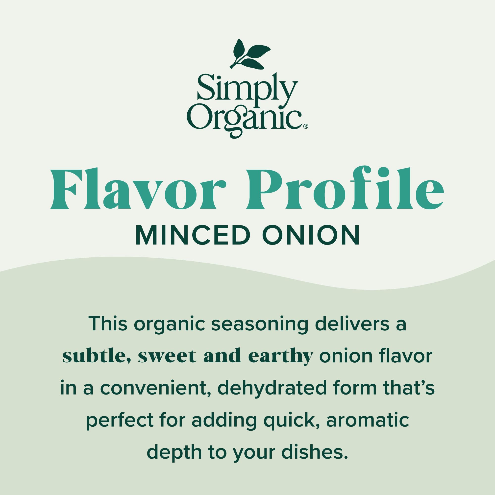 Simply Organic minced white onion in a saucepan dish for versatile seasonings.