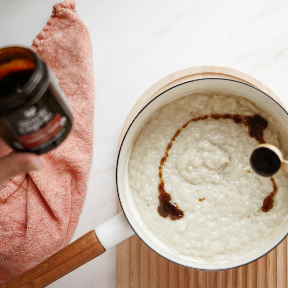 Packaging and organic certification of Simply Organic Vanilla Bean Paste