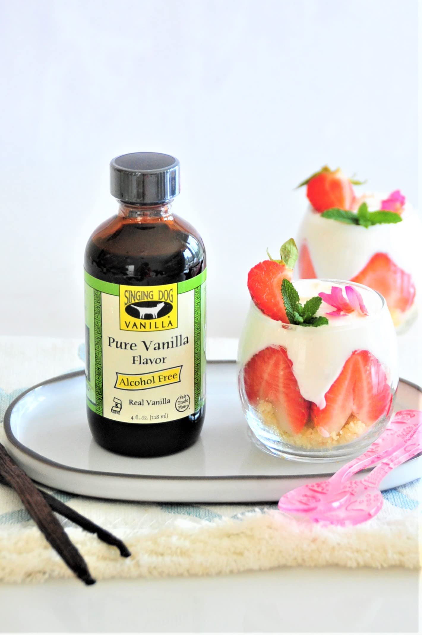 Singing Dog Vanilla sugar-free flavoring for low-sugar treats.