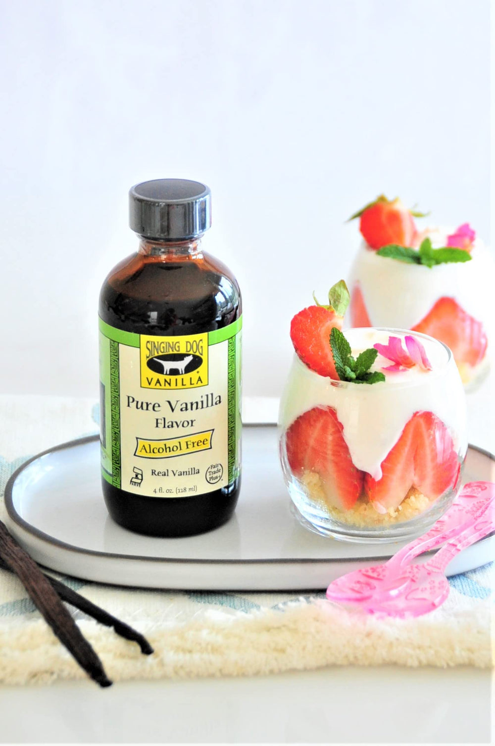 Singing Dog Vanilla sugar-free flavoring for low-sugar treats.