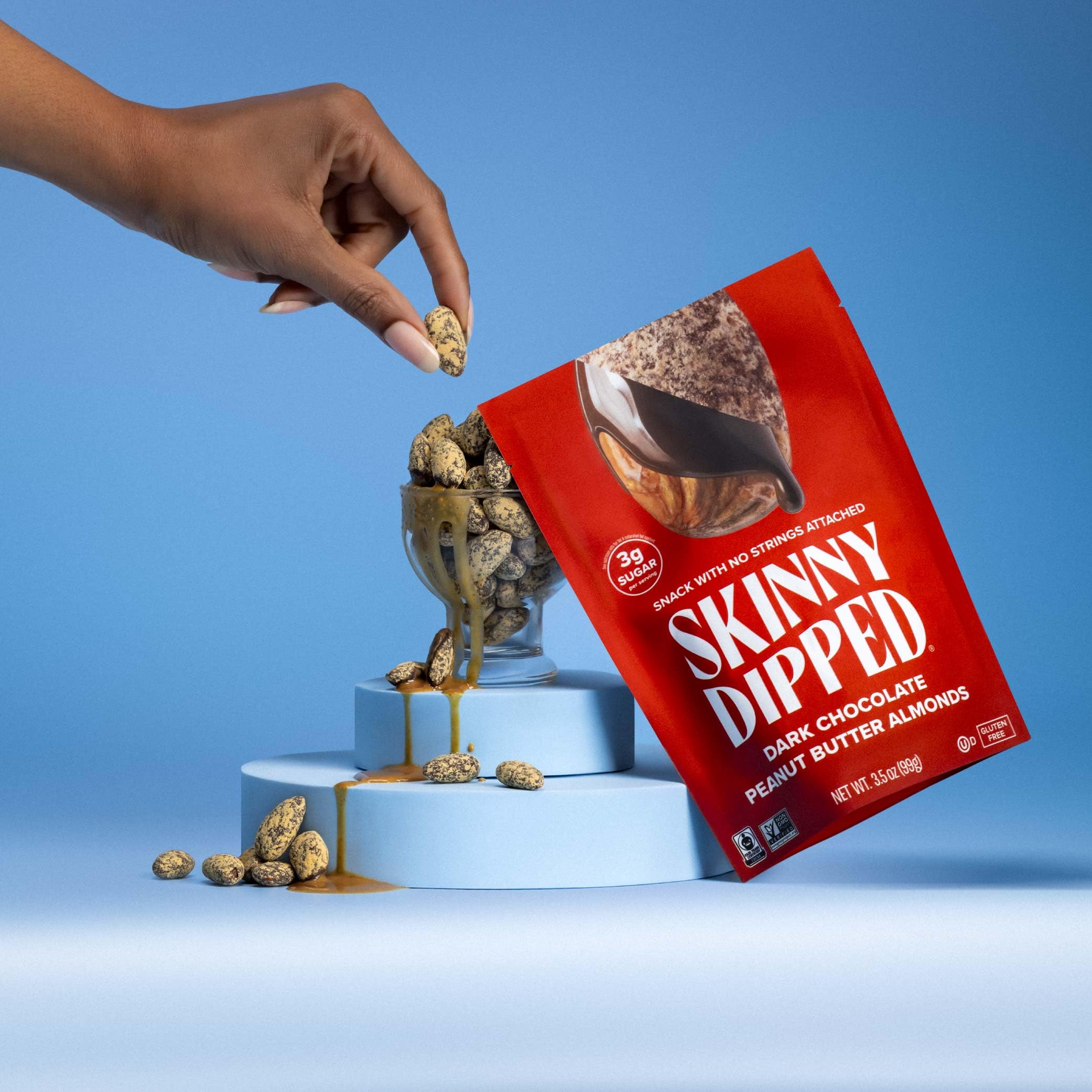 Re-sealable SkinnyDipped multi-pack keeps snacks fresh.