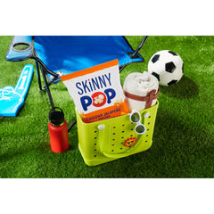 Close look at whole grain kernels used in SkinnyPop Cheddar Jalapeno