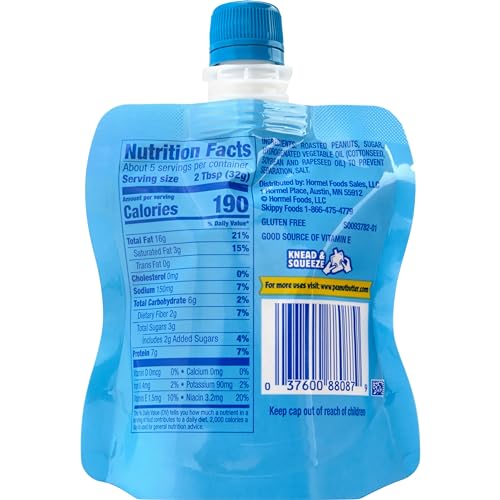 Close-up of SKIPPY Squeeze label highlighting no preservatives