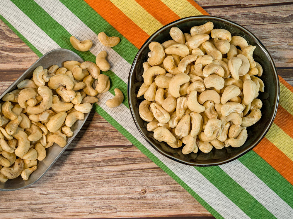 Homemade cashew butter made from Smarty Stop raw cashews.