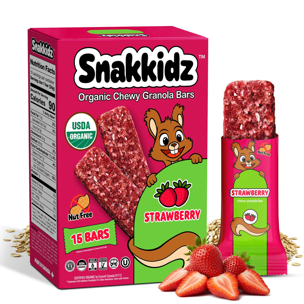 Snakkidz organic chewy granola bar strawberry front shows wholesome ingredients for lunchbox energy.
