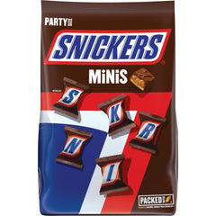 SNICKERS Minis stand-up bag ready for sharing at gatherings.