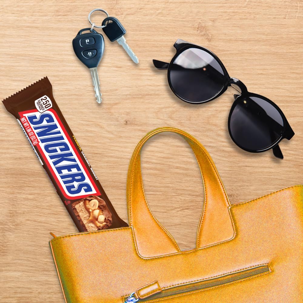 Snickers trick-or-treat bags idea for Halloween candy.