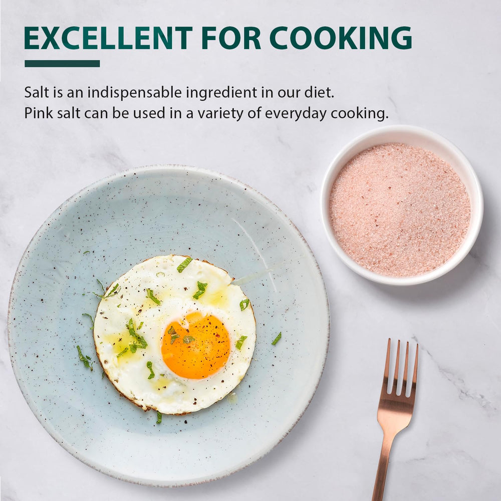 Soeos Himalayan Salt pantry display—premium gourmet salt choice.