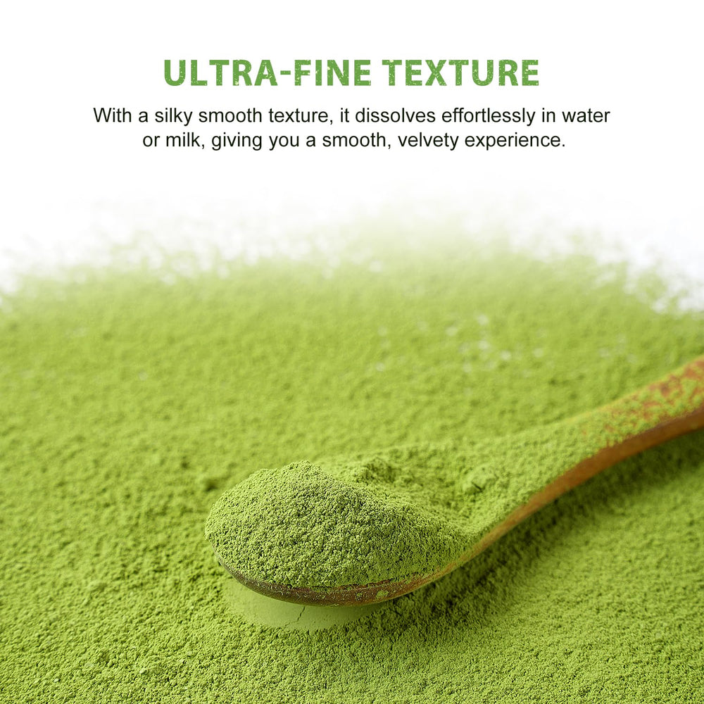 Soeos Matcha powder smoothie glass presents a bright, vibrant green blend.