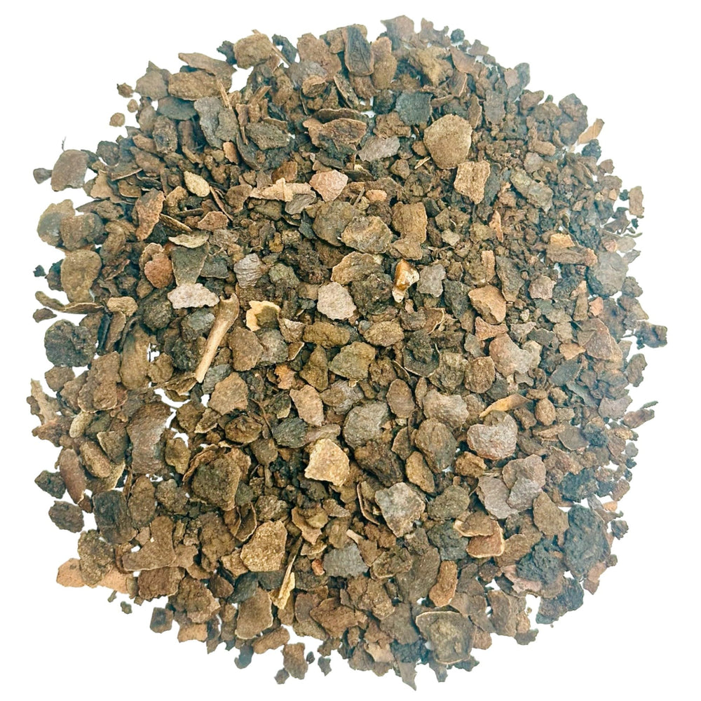 Brewing Solo Therapy Black Walnut Hull Tea in a cup to enjoy warm aroma