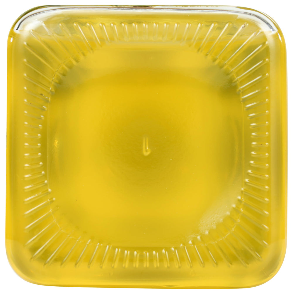 Spectrum Canola Oil dressing-ready bottle highlights light flavor for dressings and marinades.