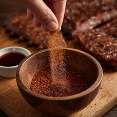 SPICE ENTHUSIAST Worcestershire Powder ingredients close-up highlighting gluten-free and non-GMO.