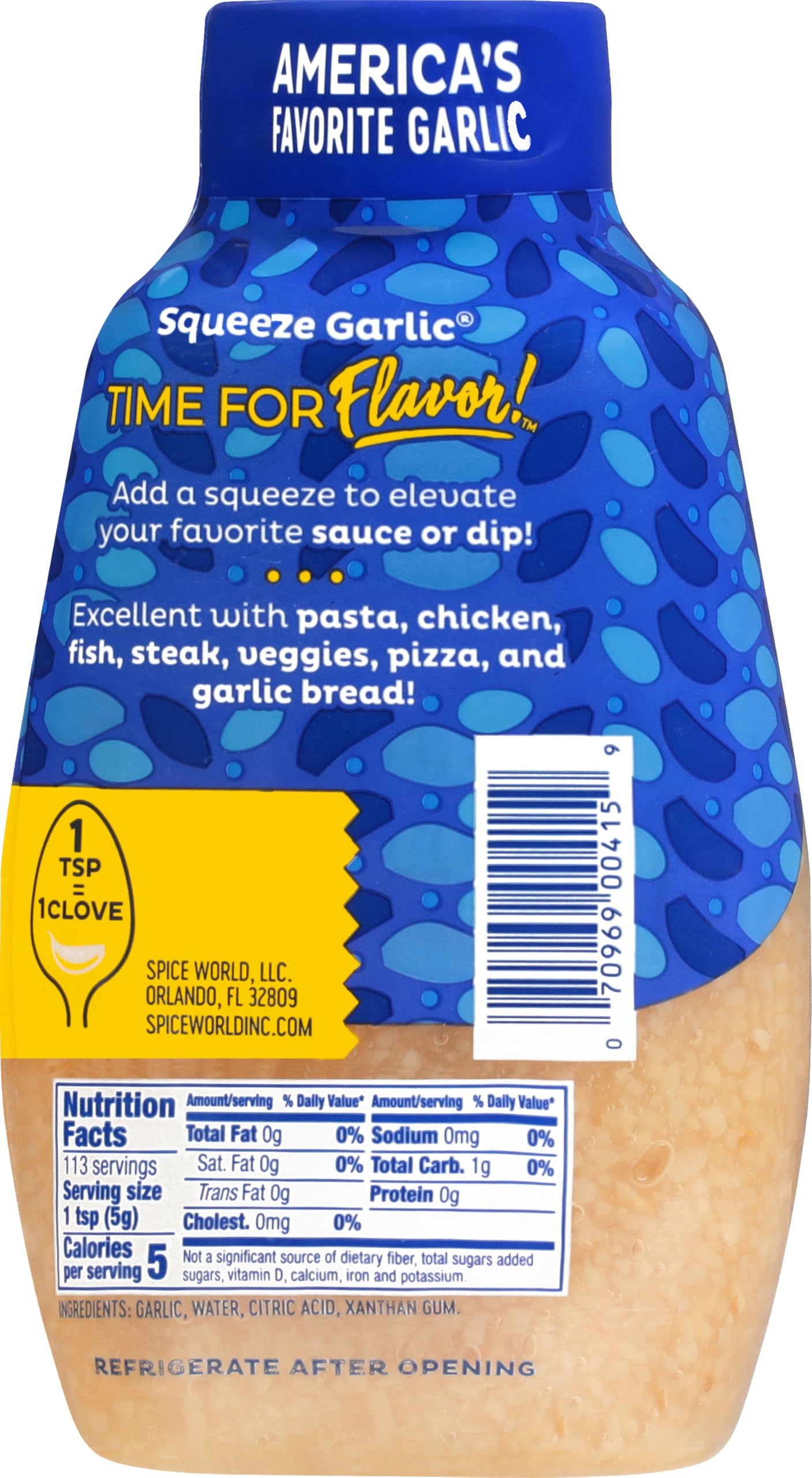 Spice World Minced Garlic closeup aroma captures fresh garlic scent.
