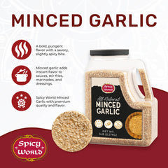Spicy World minced garlic texture close-up shows dehydrated flakes.