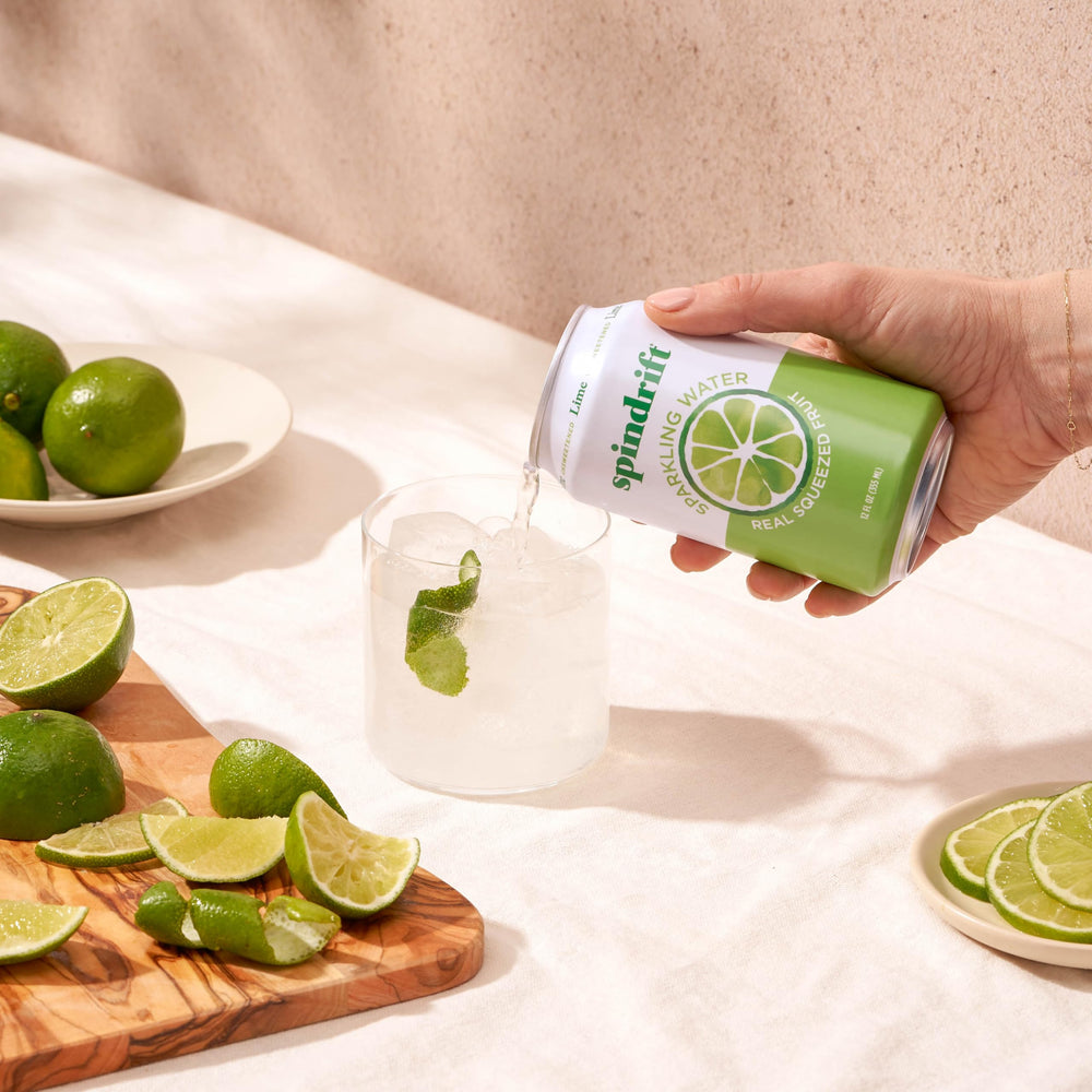Spindrift Nojito label-closeup: clear branding and ingredient details.