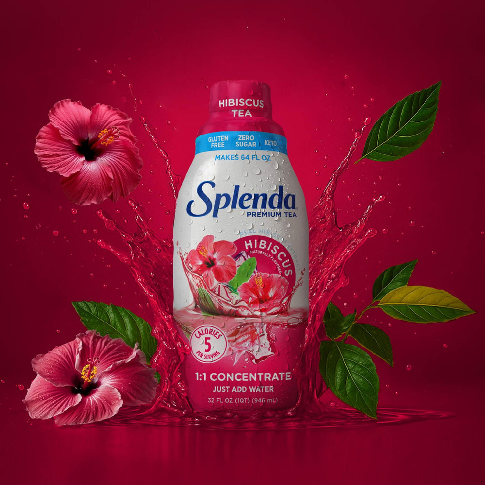 SPLENDA Premium Hibiscus Tea glass with lemon showcases a refreshing, ready-to-serve beverage.