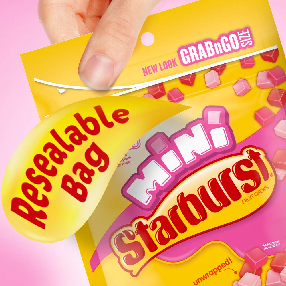 Starburst FaveREDS Minis flavor close-up featuring red fruit flavors.