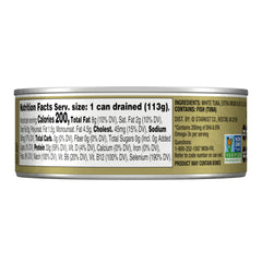 StarKist E.V.O.O. olive oil pour close-up highlighting rich flavor