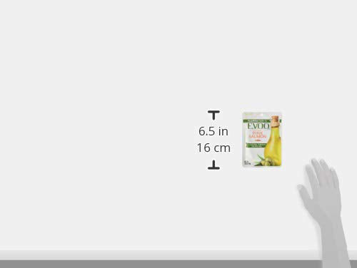 StarKist Selects EVOO Pink Salmon on a fresh salad for a ready-to-eat meal.