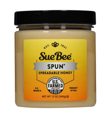 Sue Bee Premium Spun Honey bottle pour, smooth texture ideal for glazing and spreading.