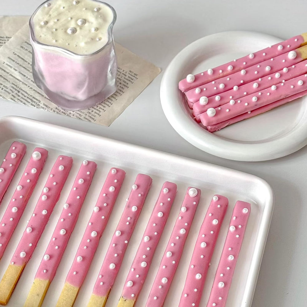 Sugarzy holiday baking sparkle with festive pearl sprinkles.