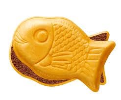 Sugimura-ya Taiyaki chocolate snack, crisp pastry with creamy center.