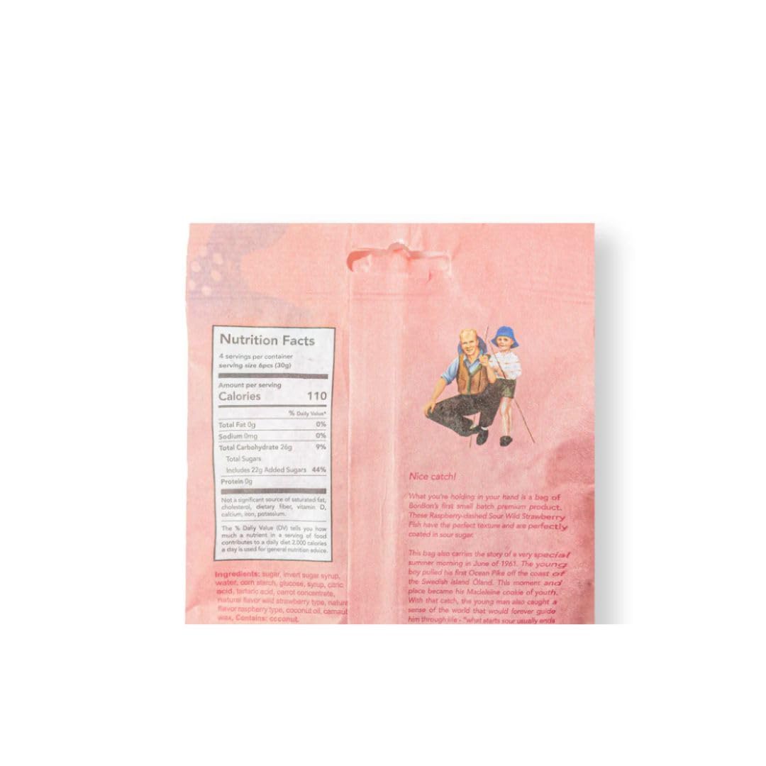 Swedish Candy Sour Blackberry Fish close-up highlighting natural colors and plant-based recipe.