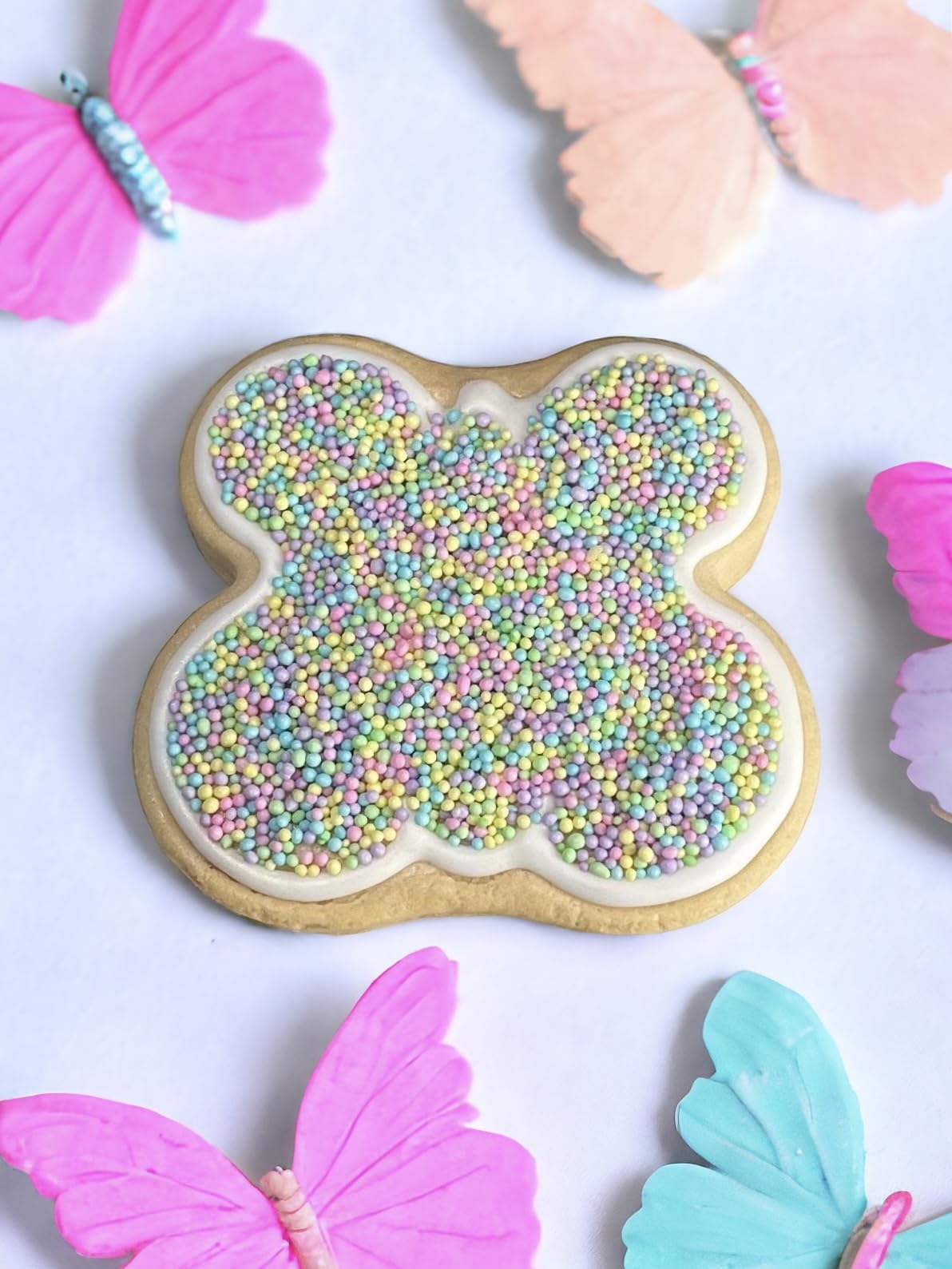 Sweet Eva’s nonpareils brighten cupcakes with a delicate crunch