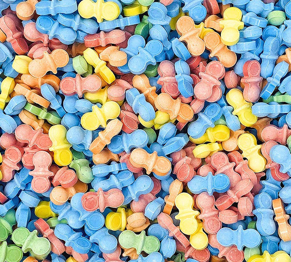 SweetGourmet Resealable pouch keeps candy fresh for gifting and storage