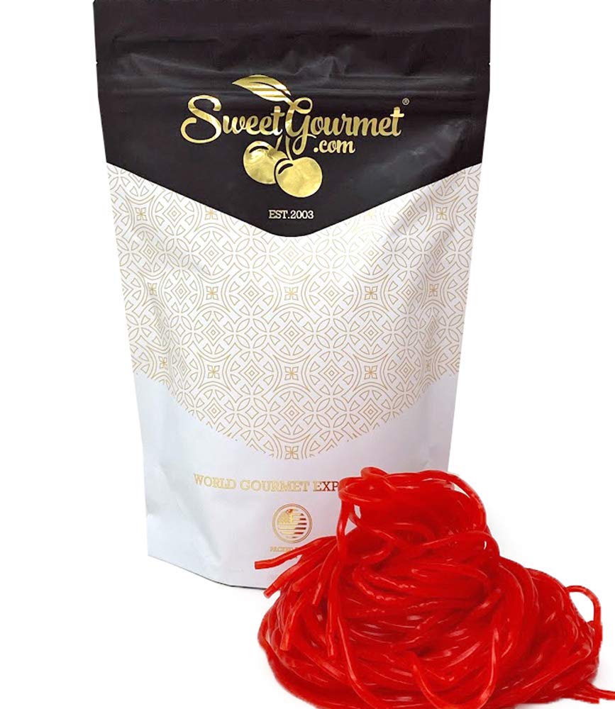 SweetGourmet Strawberry Dutch Licorice Lace pack shows resealable pouch for freshness.