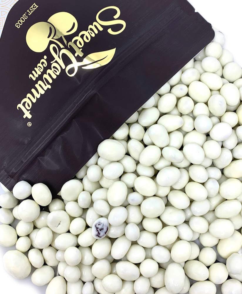 SweetGourmet Yogurt Coated Raisins in bowl ready for sharing