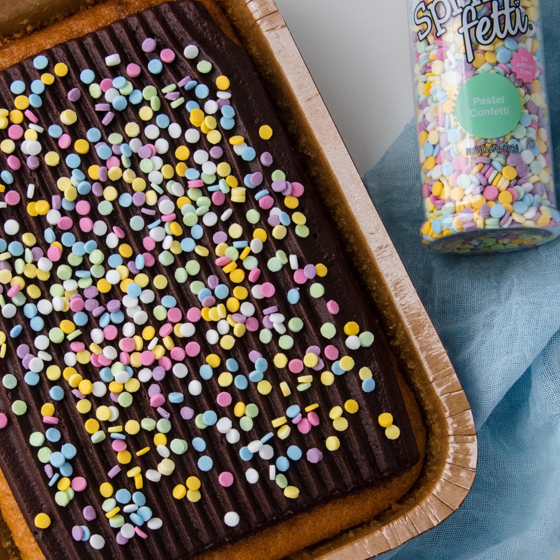 Sweets Indeed dye-free confetti circle topping for baked goods