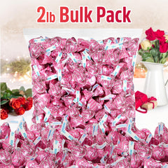 SWEETSIDE CANDY CO. Pink Hugs and Kisses decorate dessert tables beautifully.