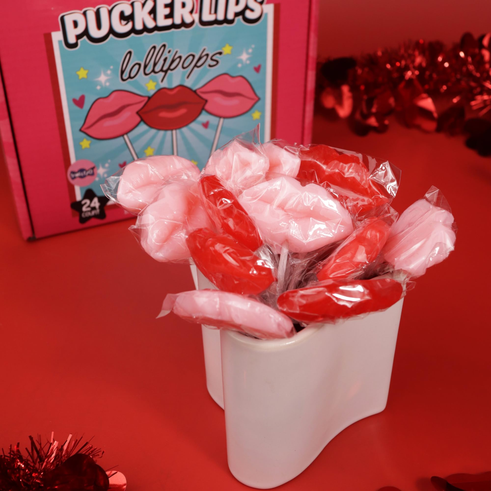 Valentine's Day gift idea featuring Sweetzo lip-shaped lollipops.