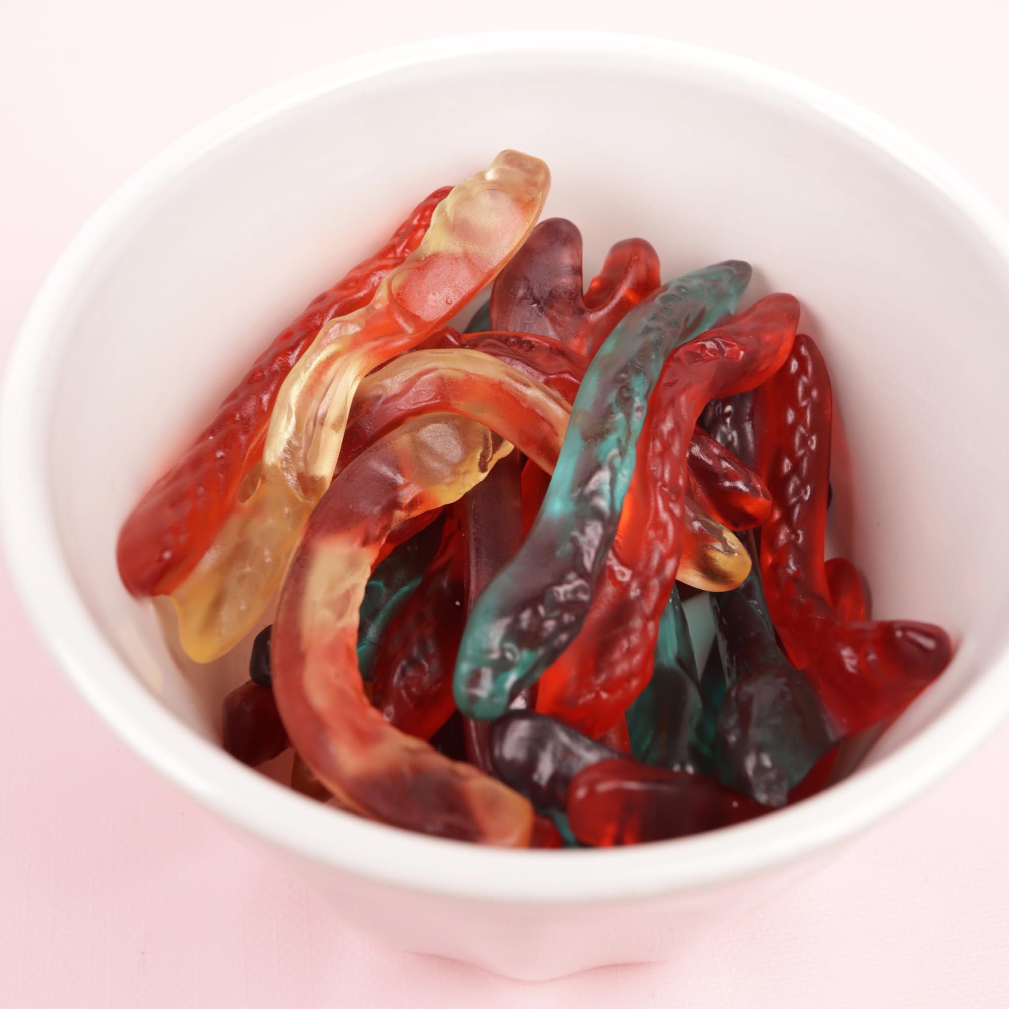 Blueberry and Black Currant flavor pairing close-up.