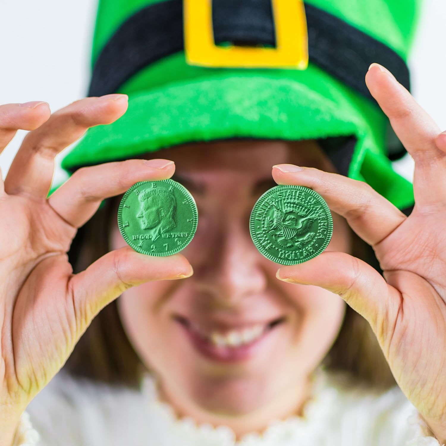 Taboom gift bags with Belgian Green Coins as festive treats.