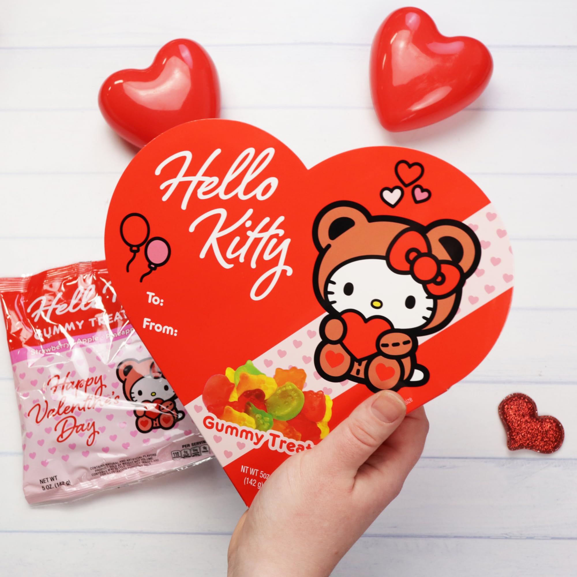 Adorable Hello Kitty packaging enhances gift appeal.