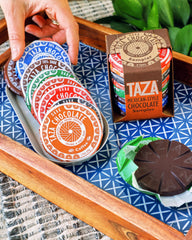 Organic vegan discs that are gluten-free and dairy-free for mindful snacking