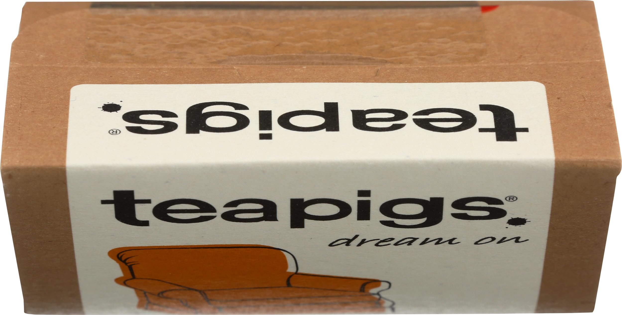 teapigs Chamomile dried flowers close-up highlighting delicate petals and natural fragrance