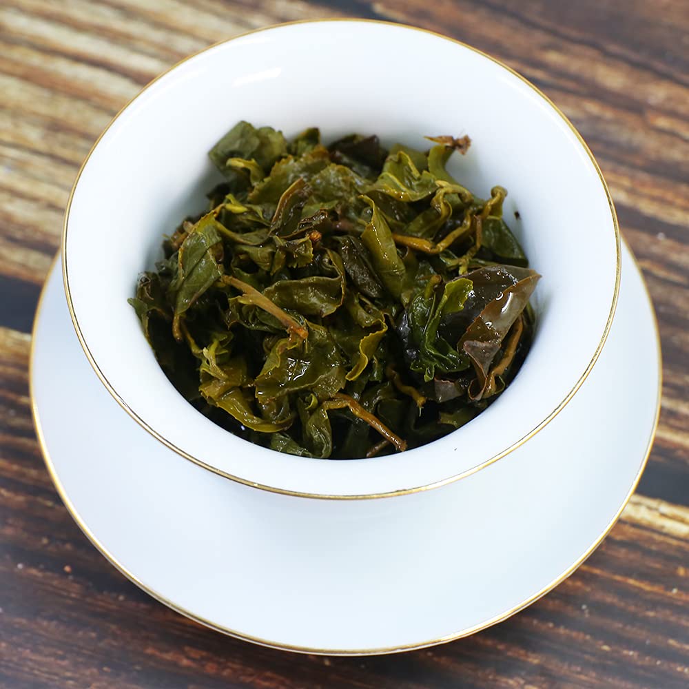 TEARELAE Alishan green oolong—cloudy climate yields smoother taste.