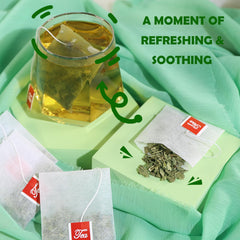 TEARELAE Lemon Balm Tea Bag brewed cup reveals bright, refreshing infusion.