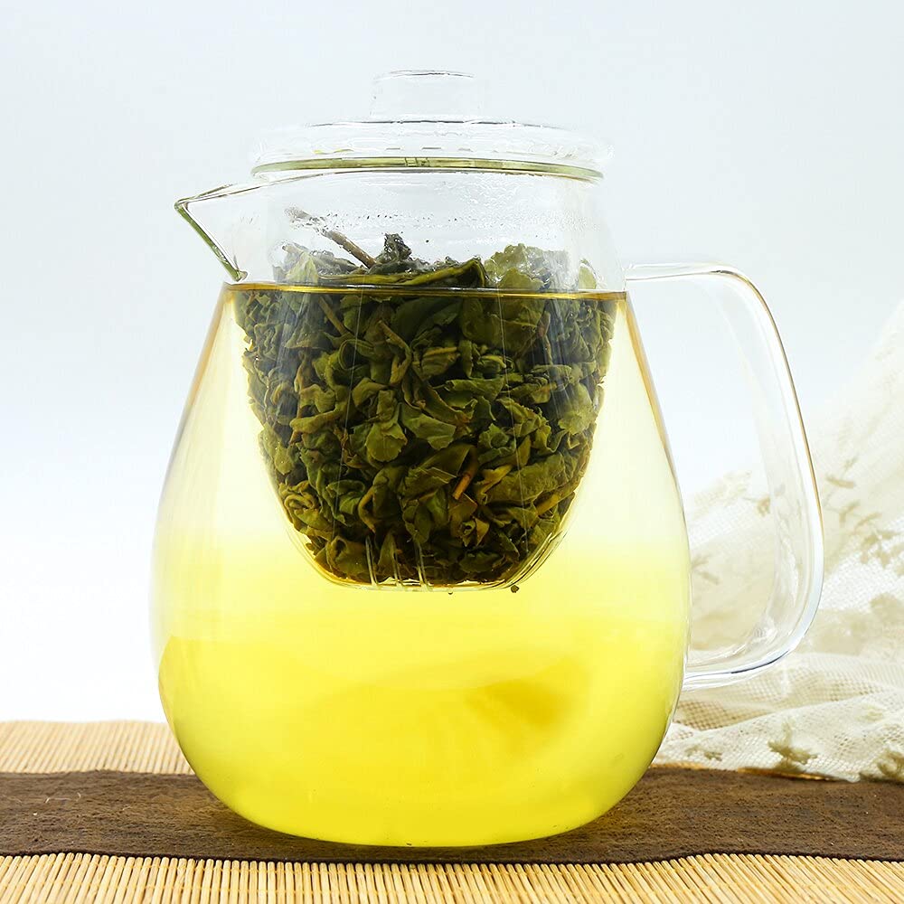 TEARELAE tea pouring milk oolong captures warm pouring action and inviting aroma.