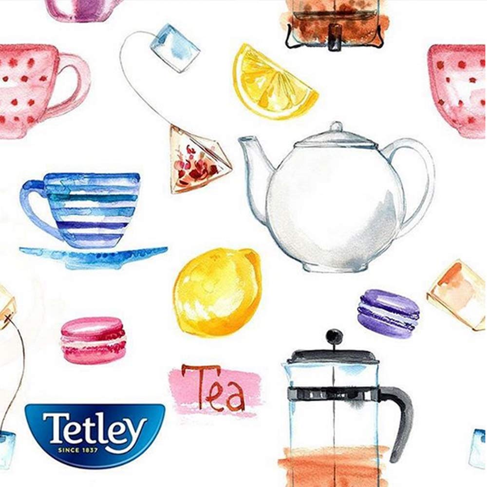 Tetley Green Tea iced tea serving on a glass, inviting a refreshing chill.