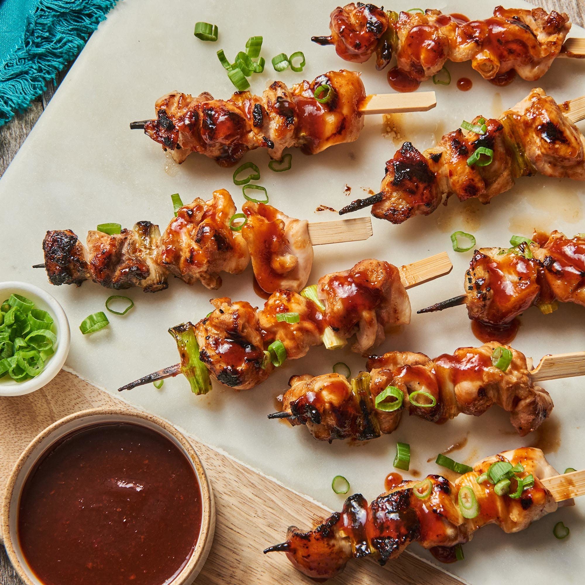 Rich, savory aroma from soy and garlic in the bottle of Thai Kitchen sauce.