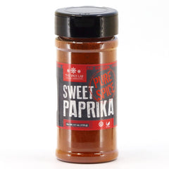 The Spice Lab Sweet Paprika Powder jar front enhances color and flavor for meats.