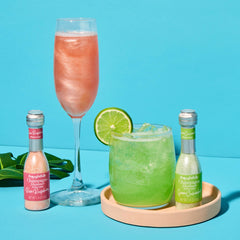 Thoughtfully blueberry shimmer enhances drink hue and aroma.