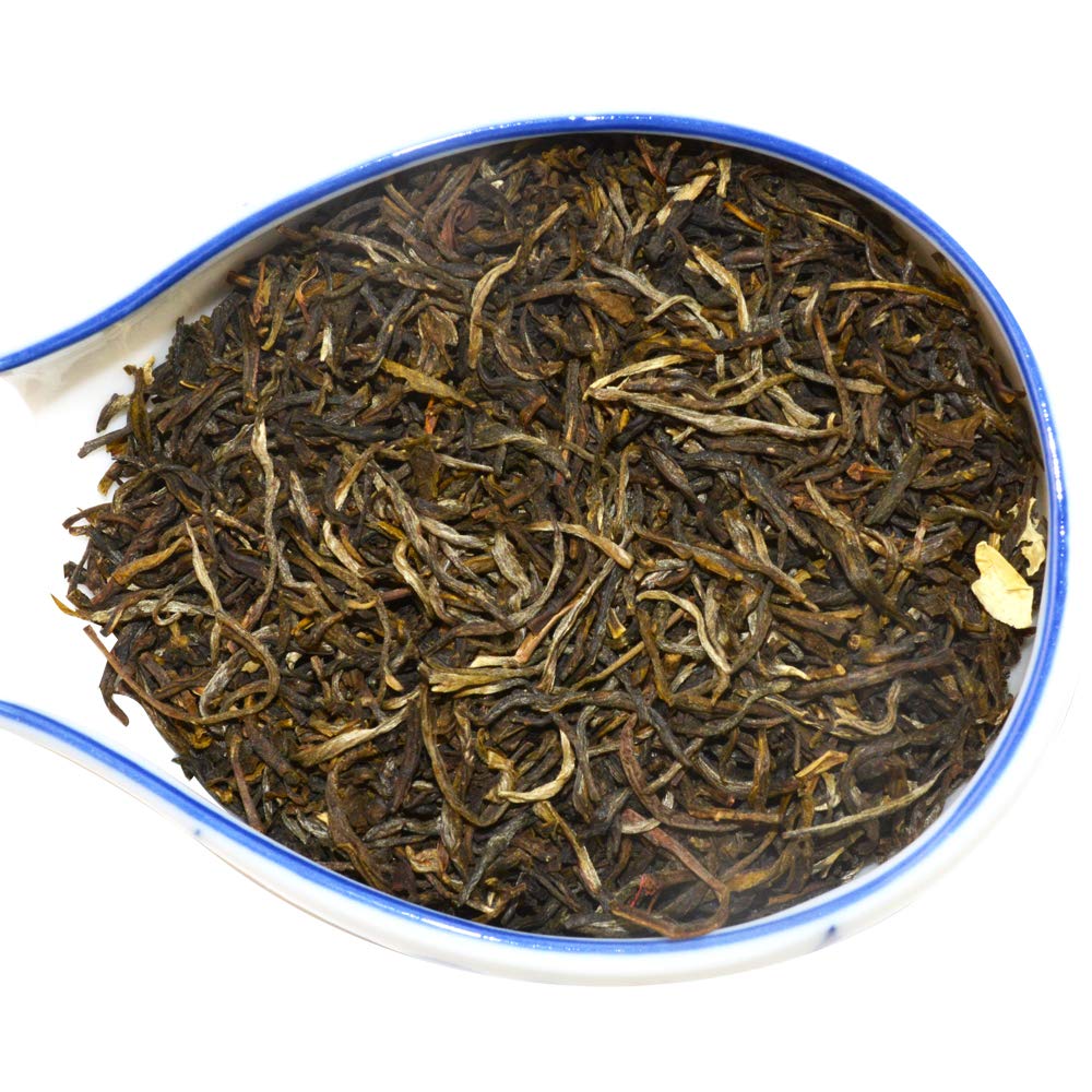 Tian Hu Shan Jasmine Green Tea classic tin packaging preserves freshness